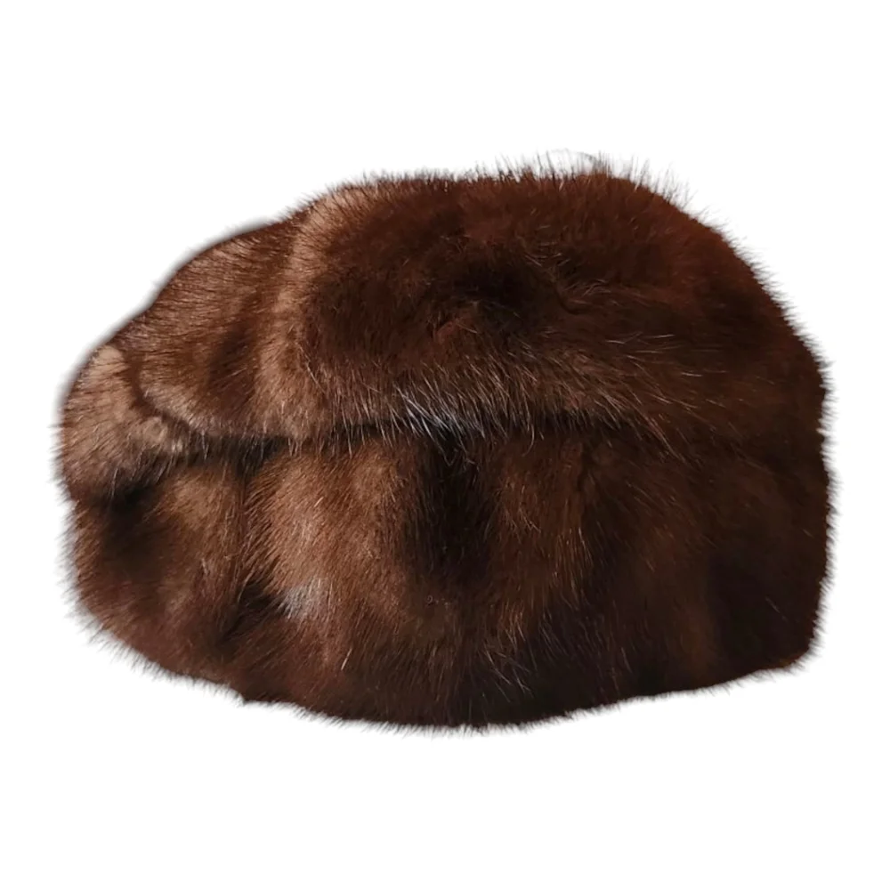 Vintage Luxe: Boutique Kates Canada Real Mink Fur Beret - Picture 4 of 9